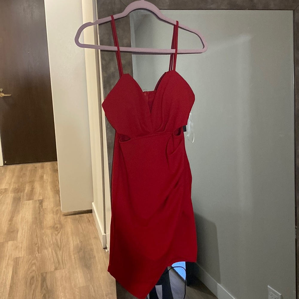 Red new with tags Fashion Nova dress